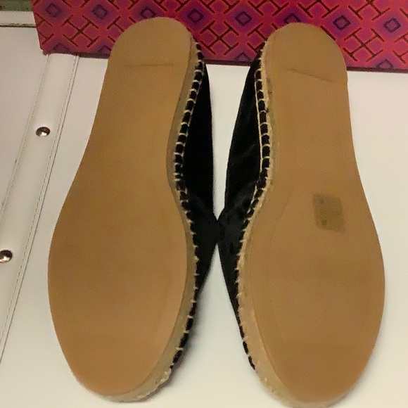 Tory Burch Velvet Logo Chain Espadrille - Picture 12 of 12